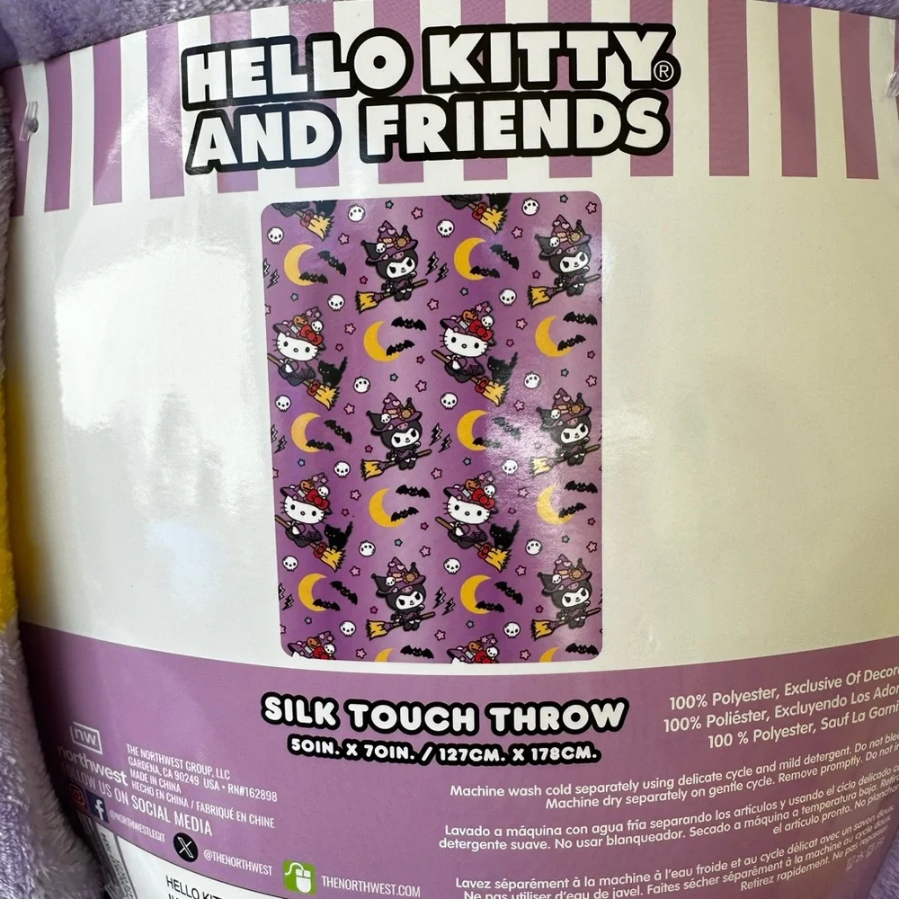 Hello Kitty and friends Halloween Purple Blanket